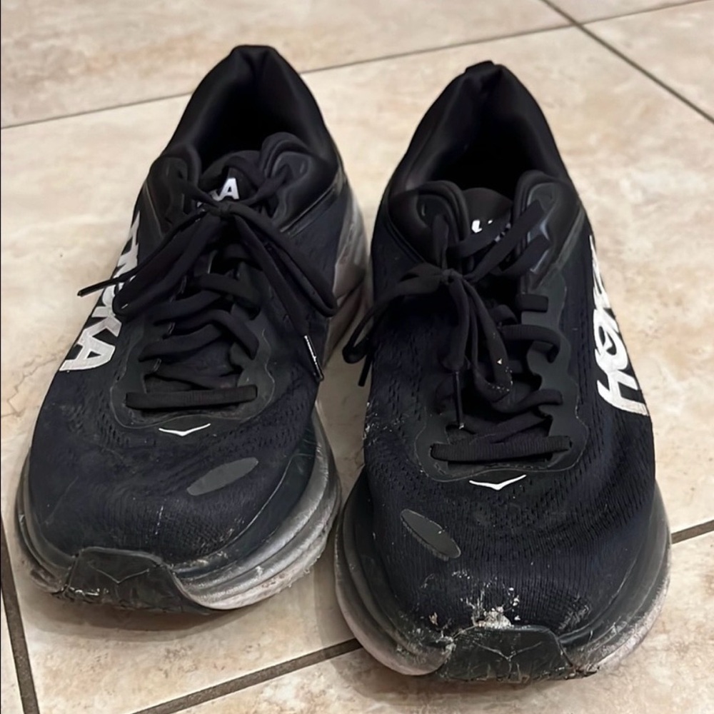 Men’s Hoka Black Bondi 8 Shoes Size 12D